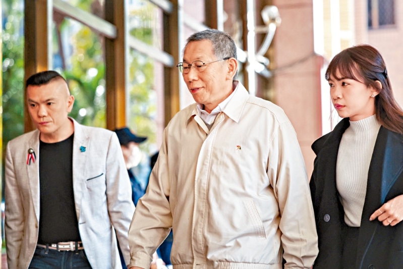 柯文哲重回臺北地院開羈押庭。