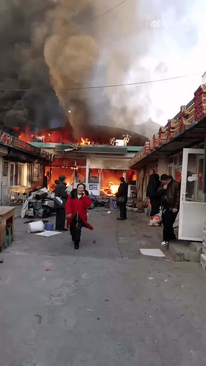 vlcsnap-2025-01-04-16h08m41s133 vlcsnap-2025-01-04-16h08m41s133