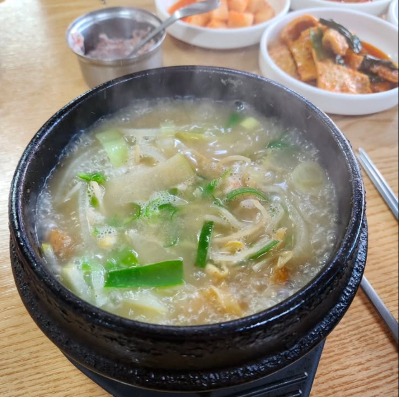 韓式解酒湯。 Instagram