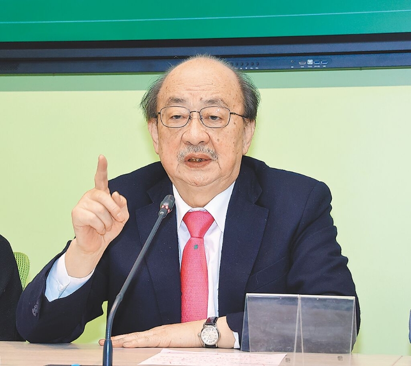 民進黨“立院”黨團總召柯建銘（見圖）喊出“罷免立法院長”韓國瑜，7日民進黨“立院”黨團提案將“改選立法院長”案排入周五院會，最終仍遭藍白以人數優勢封殺。