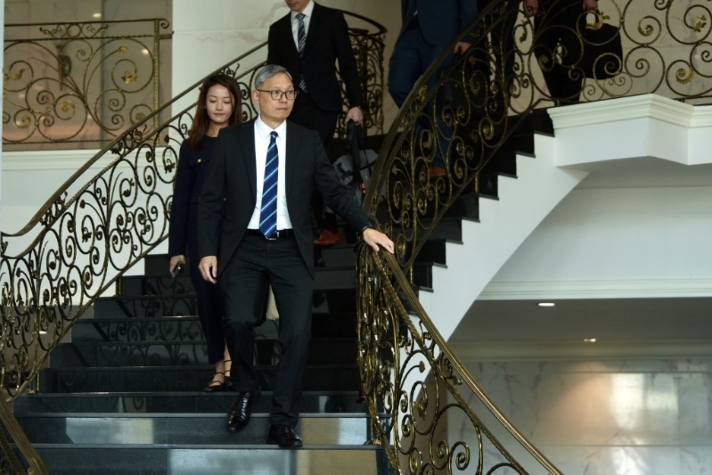 卓孝業率領的小隊到訪泰國司法部。