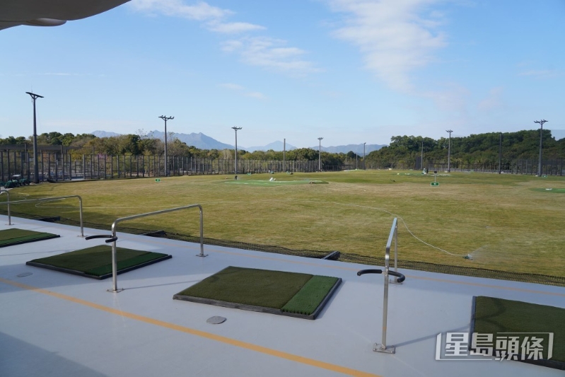 高爾夫球練習場，道多達70條，每一條球道均具備Trackman雷達科技，能夠提供揮桿、撃球速度、高球飛行距離等實時數據