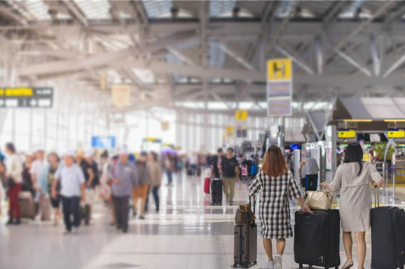 文旅部17日上午表態近期將恢復福建、上海赴臺團客游，國臺辦發言人陳斌華表示，民進黨應盡早解除禁團令，回應臺灣主流民意與業界呼聲。