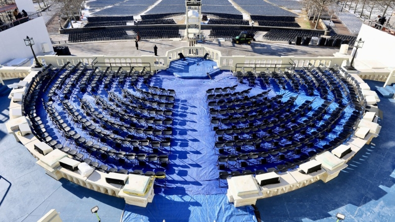 特朗普第二任期就職禮在即，嘉賓座位排成半圓形。路透社