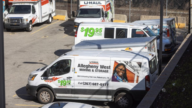 佛州U-Haul客貨車驚藏31人。 圖為涉案同類型客貨車。 美聯社