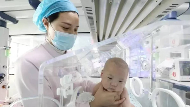 內地去年954萬人出生