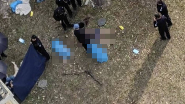 上海閔行區有屋苑日前發生一家三口墜樓身亡事件。