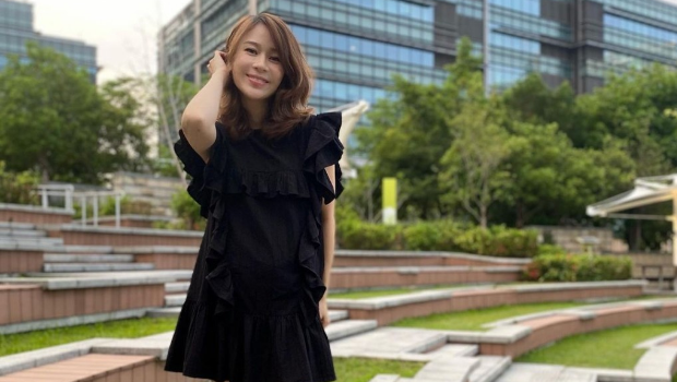 鄺文珣明年“入五”，外表卻似30出頭。