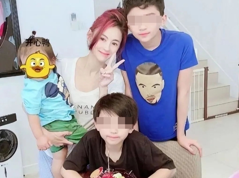 張柏芝2018年突然宣布生下第三胎