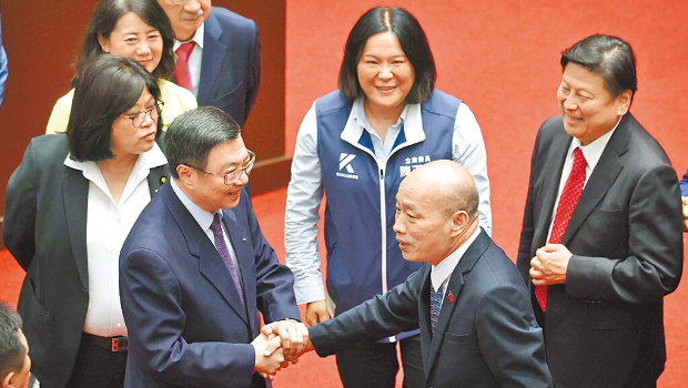 卓榮泰(左二)與韓國瑜(右二) 卓榮泰(左二)與韓國瑜(右二)