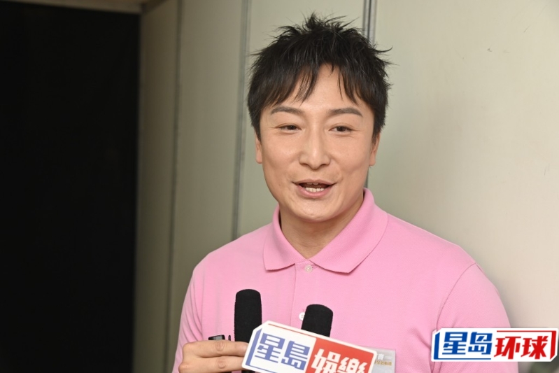 方力申2023年公開認愛Maple。