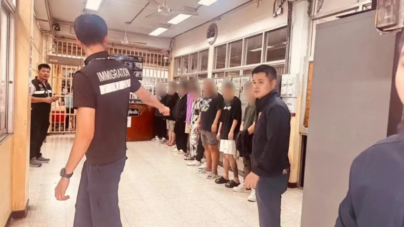 拐賣王星的中國籍團伙成員從泰國遣返。