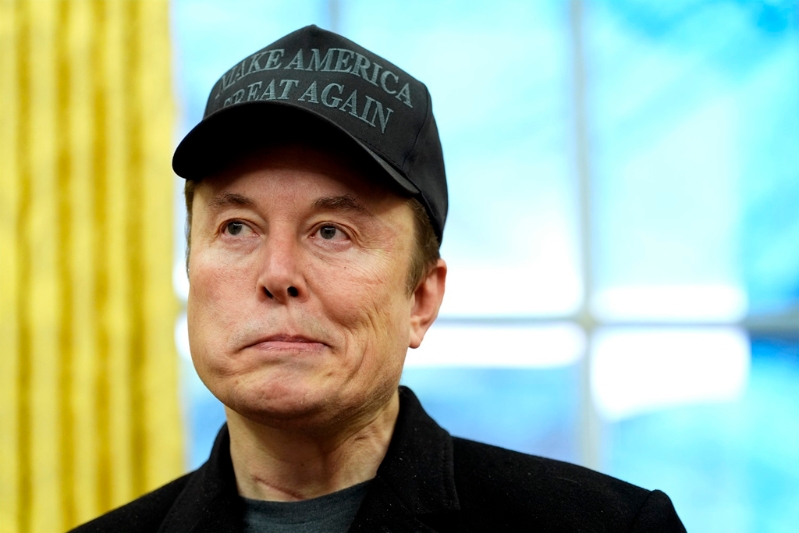 馬斯克（Elon Musk）22日要求聯邦員工回復前一周工作績效，引發各部門不滿、相繼抵制。美聯社