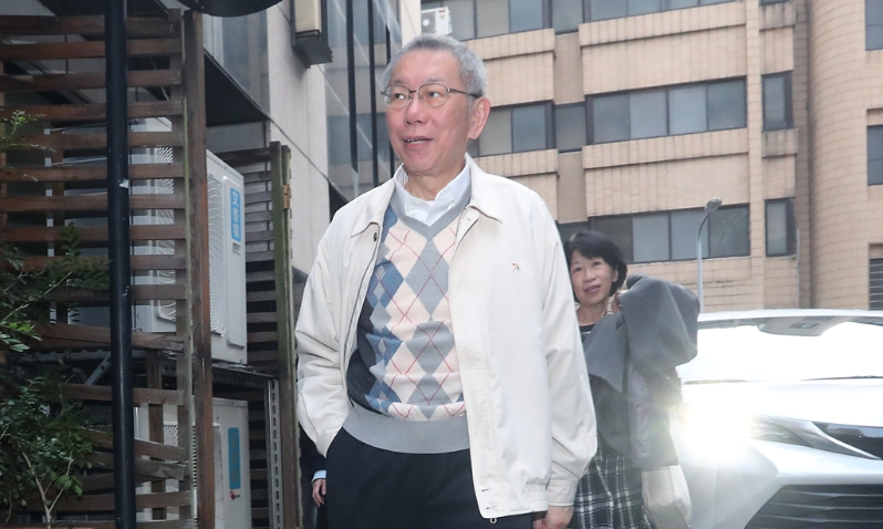 韓國瑜呼吁法務部站在人道考量，在柯爸爸釘棺木之前，讓柯文哲（見圖）回來見最后一面。 （中時資料照）