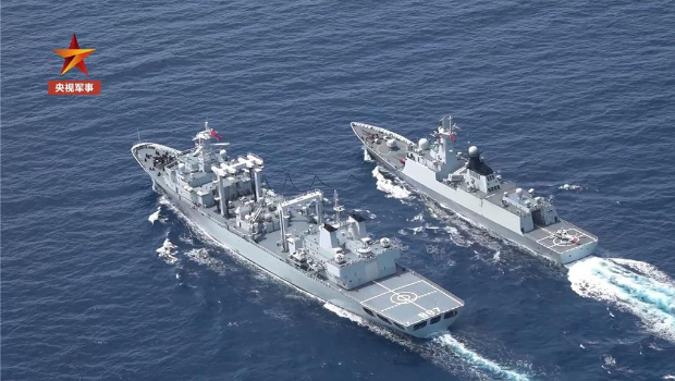 解放軍遵義艦艦艇編隊在太平洋多海域演練。