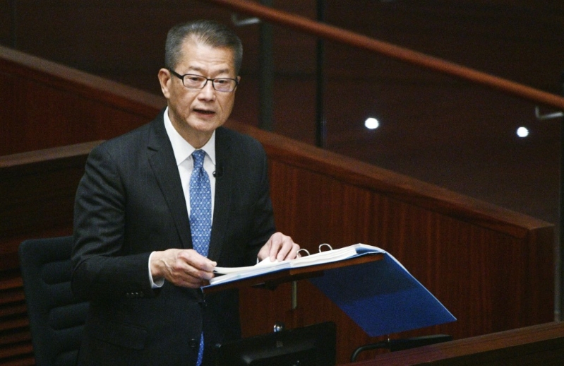 陳茂波指部門如人手要有所調整，會予部門首長彈性調配人手。