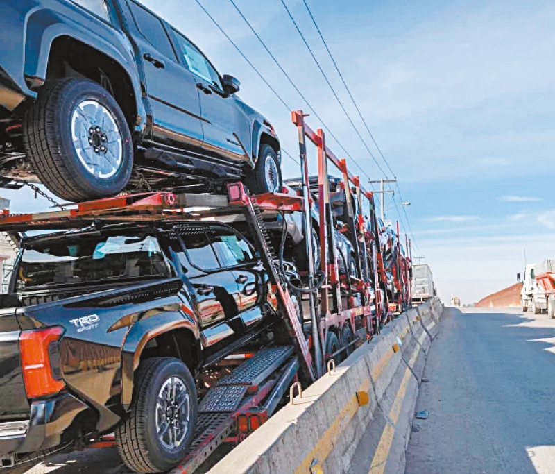 特朗普宣布對中國、墨西哥加征關稅。