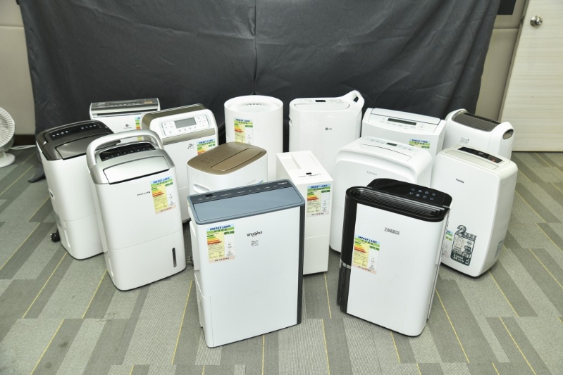 坊間有傳聞，當除濕機開著時，不能跟人共處一室。