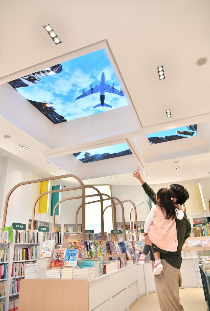 親子優惠︳重溫啟德舊機場歲月 必打卡立體3D模擬飛機展示墻(圖片來源:商務印書館) 親子優惠︳重溫啟德舊機場歲月 必打卡立體3D模擬飛機展示墻(圖片來源:商務印書館)