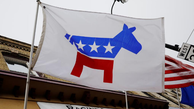 54％的美國成年人表示，他們對民主黨持負面看法，僅29％認同民主黨。