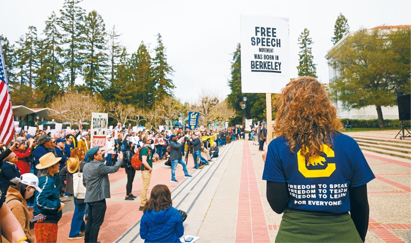加州大學各校示威抗議特朗普政策。