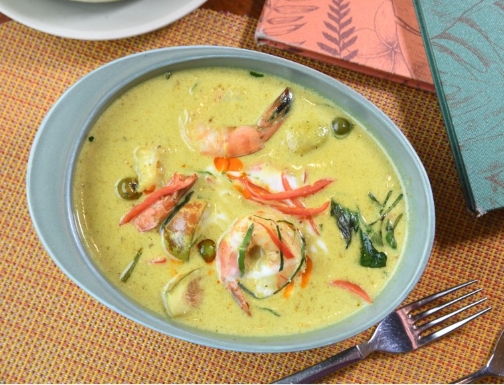 椰汁青咖喱大蝦 椰汁青咖喱大蝦