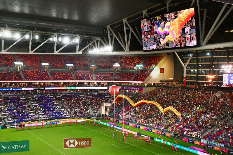 開幕典禮飛龍繞場。