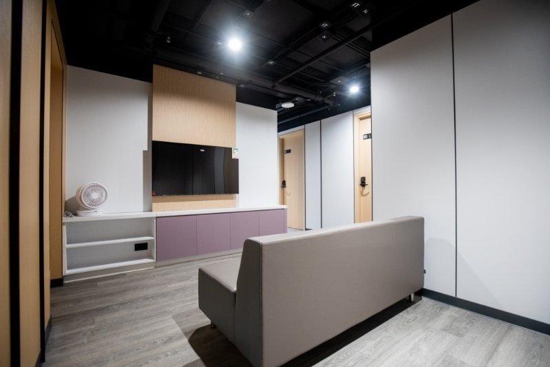 宿舍樓層設共享空間。