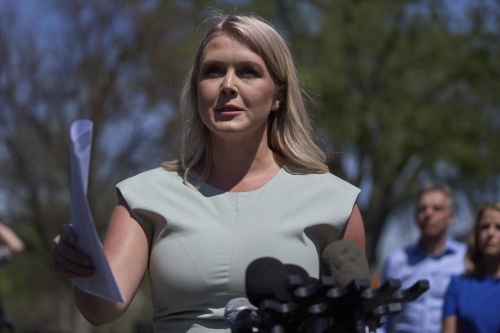 白宮新聞秘書萊維特宣布Signal群組泄密案結案。