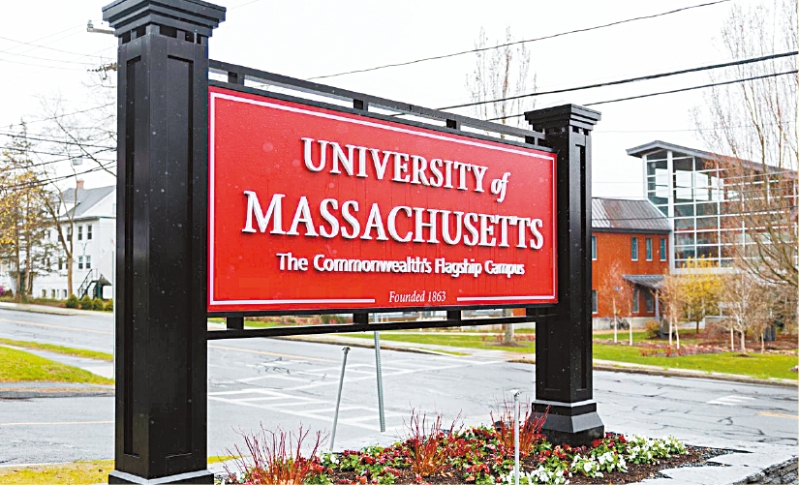 麻省大學阿姆赫斯特分校，確認有5名學生的學簽及合法留美的身分均被撤銷。 masslive.com 圖片