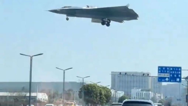 第6代戰機“殲-36”