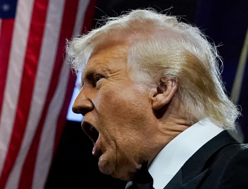 美國總統特朗普在與共和黨眾議院全國委員會（NRCC）成員的晚宴上發表談話。路透社