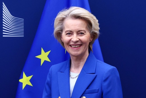 多年來歐盟執委會主席馮德萊恩對中國態度強硬，中國亦視之為不受歡迎政治人物。但是川普2度執政后，馮德萊恩放下高姿態，中國也釋放善意，雙方形成制衡川普的最重要力量。（圖／路透）