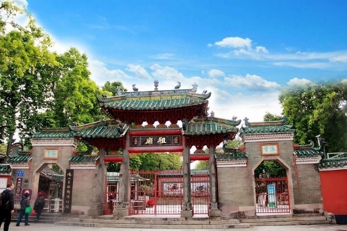 佛山人氣好去處2025｜1. 佛山祖廟 建于北宋元豐年間，清代初期已發展成為一個結構嚴謹的廟宇建筑群，光緒年間曾經大規模修繕。（圖：Trip@wang181）