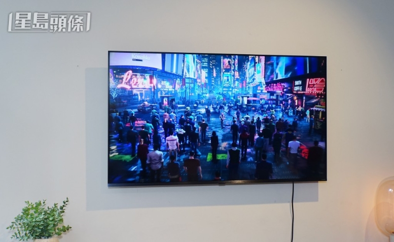 OLED evo AI電視M5采用無線連接的Zero Connect Box。