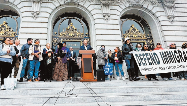 報稅日官民集會聲援移民權益 報稅日官民集會聲援移民權益