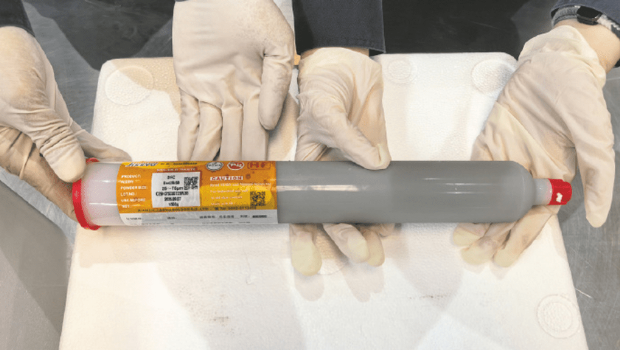 南寧吳圩海關查獲偽報品名“低溫錫膏”商品中含有“鉍”成分。