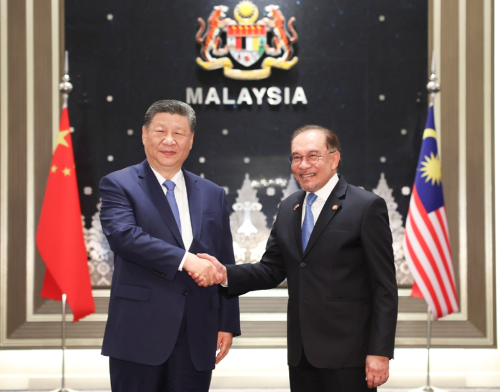 習近平同馬來西亞總理安瓦爾舉行會談