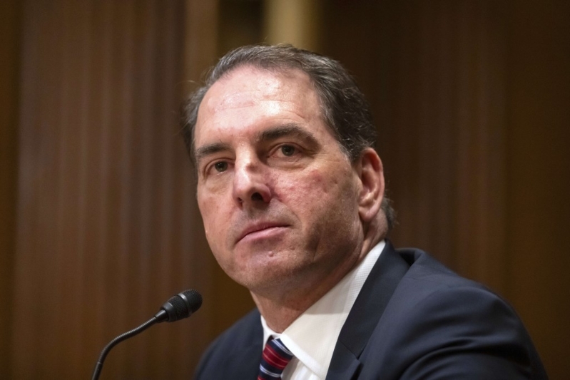 國稅局代理局長一職由福爾肯德（Michael Faulkender）接任。 美聯社