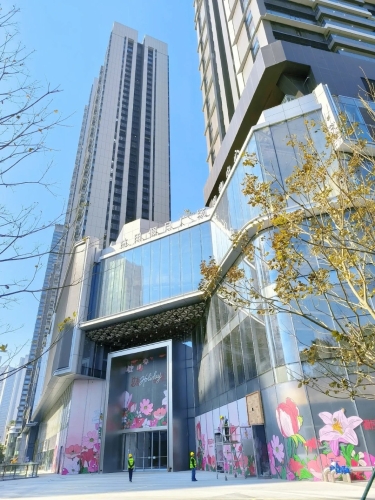 羅湖益田假日廣場坐落于深圳羅湖核心區域