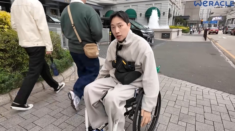 路途中發覺香港街道的行人路整體規劃良好