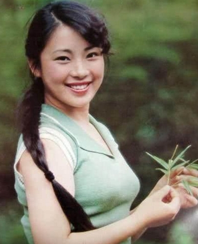 黃秋燕曾為李連杰誕下二女。