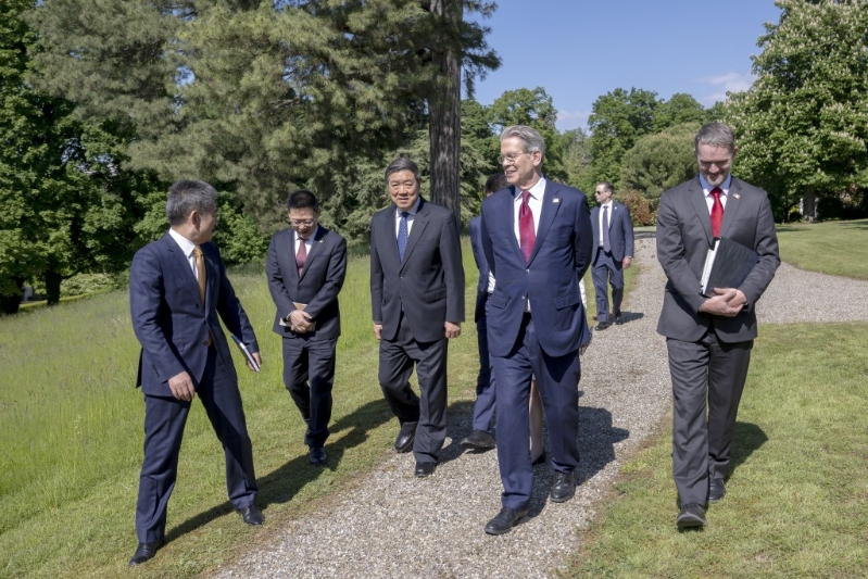 戶外交談 戶外交談