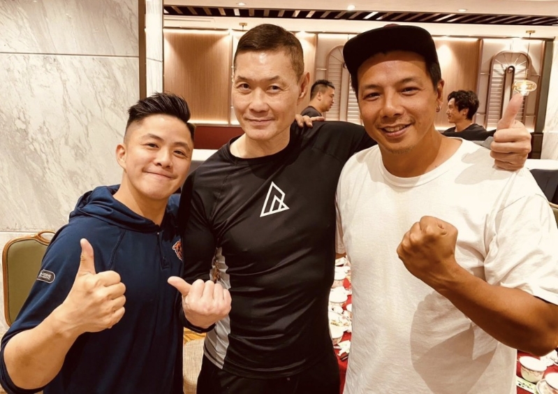 周比利日前返港，其真實狀態與實際年齡有出入。