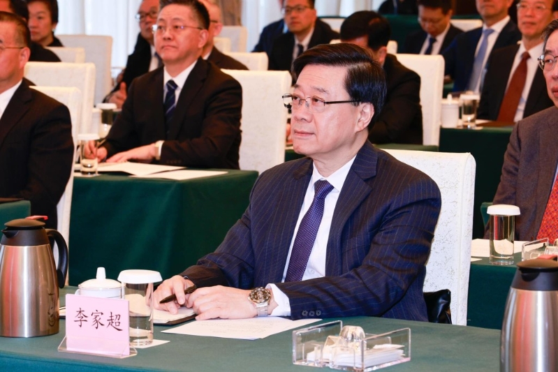 李家超早前表示，國際調解院落戶香港，會為香港帶來多方面重大利益。