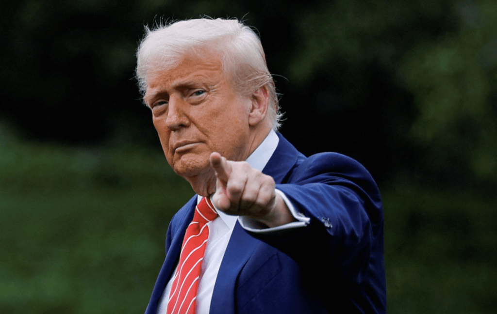 美國總統特朗普周三（4日）表示，他與俄羅斯總統普京進行了一次“良好的對話”，通話內容涉及近期發生的烏克蘭無人機襲擊事件以及伊朗問題。 路透社.png