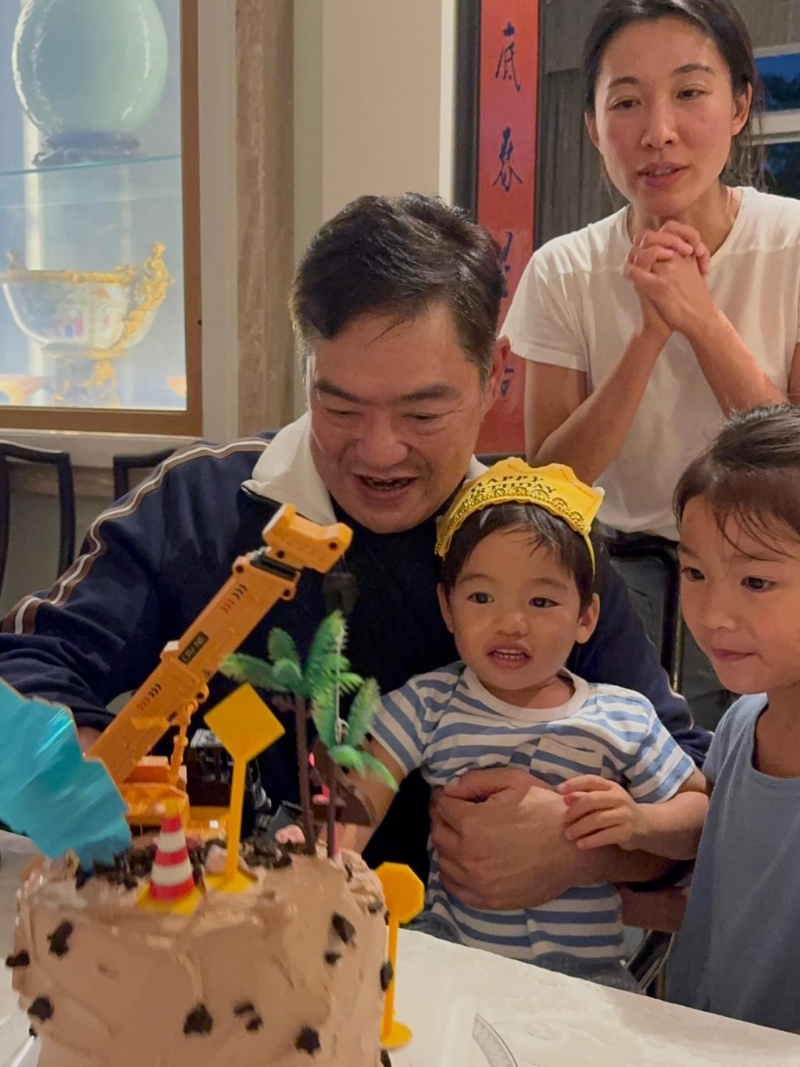 李美慧為兒子舉行2歲生日，令豪宅內貌進一步曝光。3