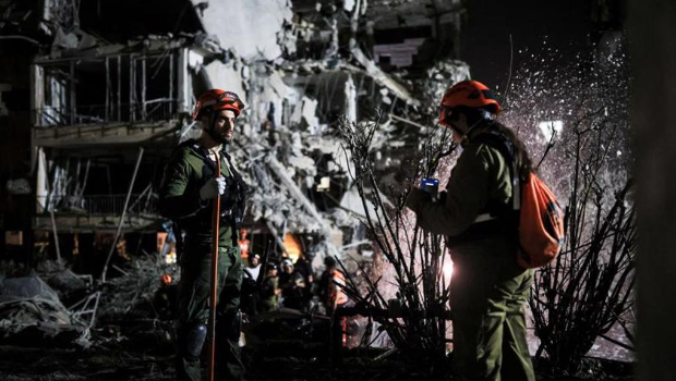 伊朗13日晚報復以色列，發動導彈攻擊