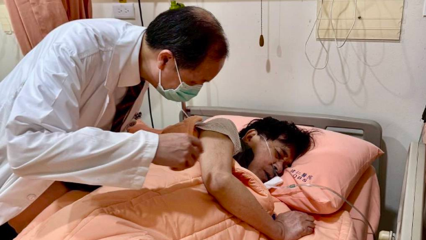 陳水扁進行無痛胃腸鏡檢查。