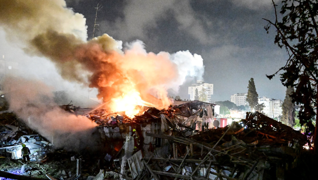 伊朗炸以色列“中科院”畫面曝光 伊朗炸以色列“中科院”畫面曝光